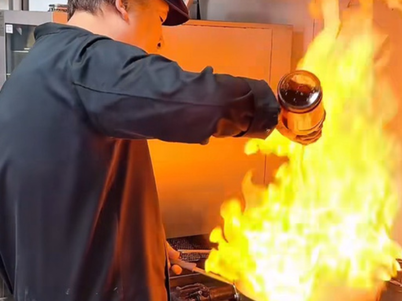 サンダースキッチン 様